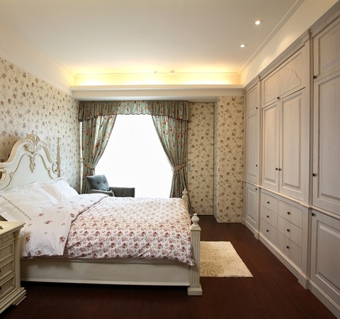 卧室睡床这样摆放风水好